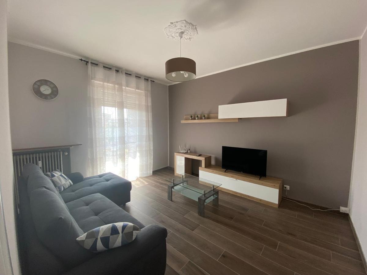 Apartmán La Casa Di Alice2 Vercelli Exteriér fotografie